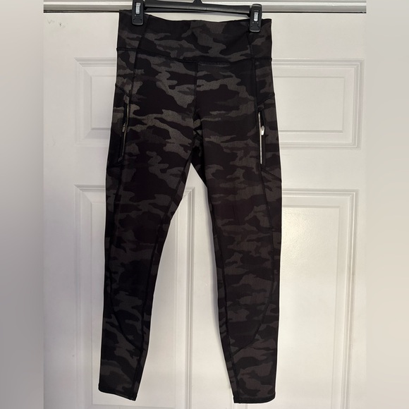 Athleta Pants - Athleta Camo High-Rise Rainier Reflective Performance Leggings - Black/Grey.